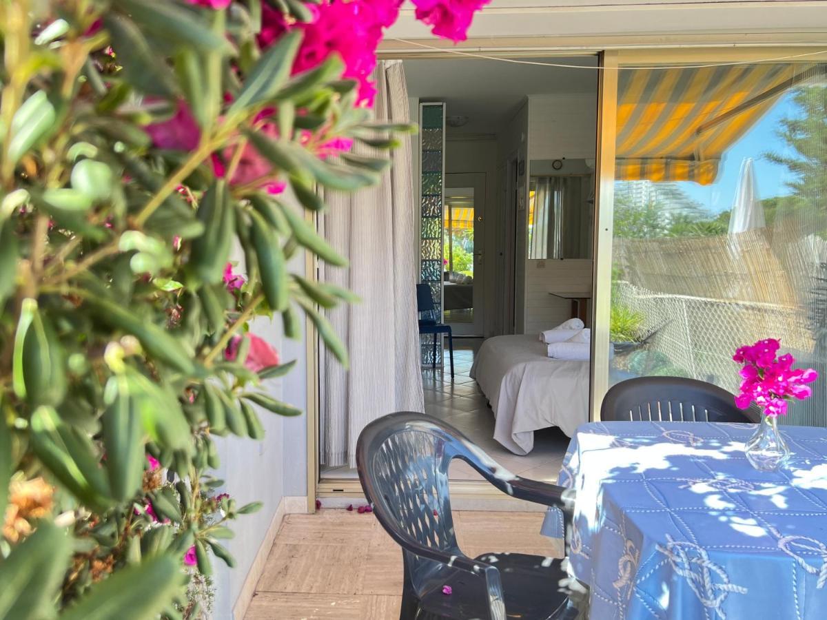 Blue Terrace Apartment - Marina Baie Des Anges Villeneuve-Loubet Exterior photo